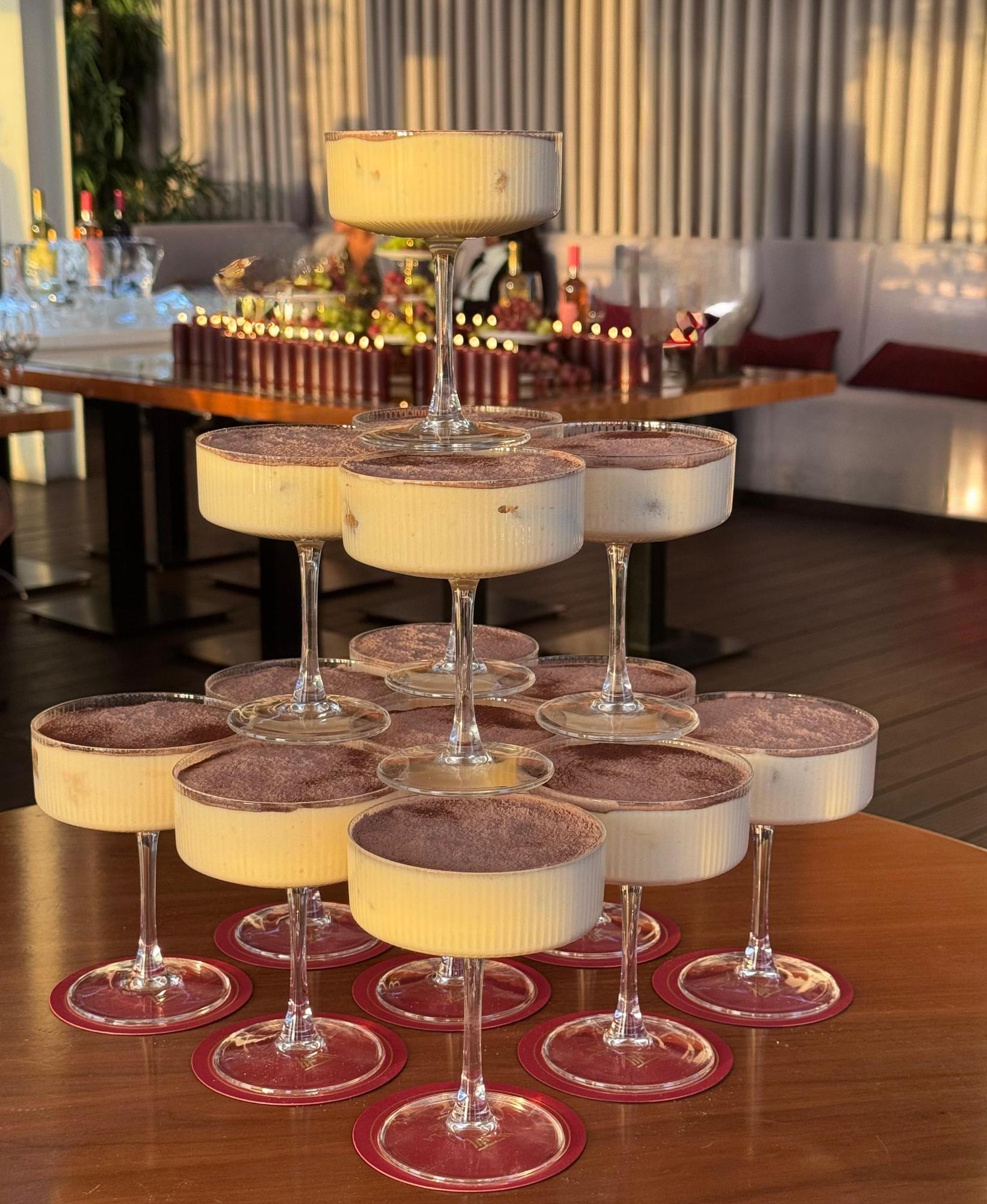 Torre de Tiramisu para Casamentos e Eventos